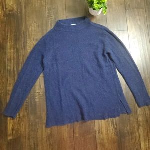 Old Navy Sweater